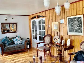 Casa en arriendo en Collao - Estacionamiento