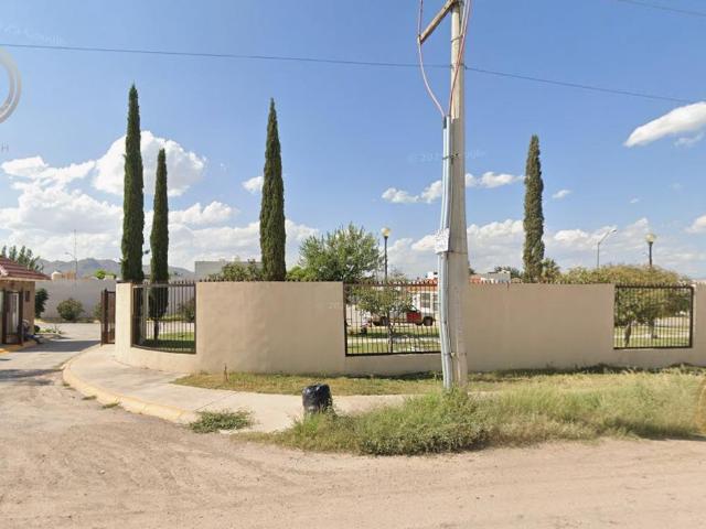 Casa en Cond. en Venta en el Fracc. Las Pampas a 8 min. del Aeropuerto de Chihuahua, Chihuahua