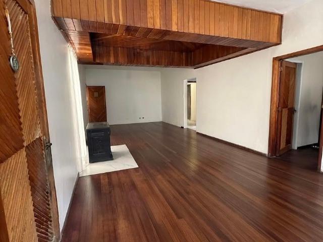 CASA EN CONDESA EN RENTA
