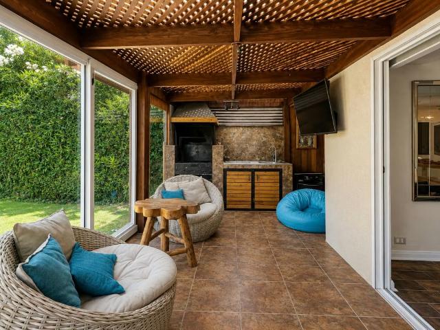 Casa en Condominio | 4D+Potencial 5D+Home Office 1750 | dormitorios por 8945.00 en Peñalolén