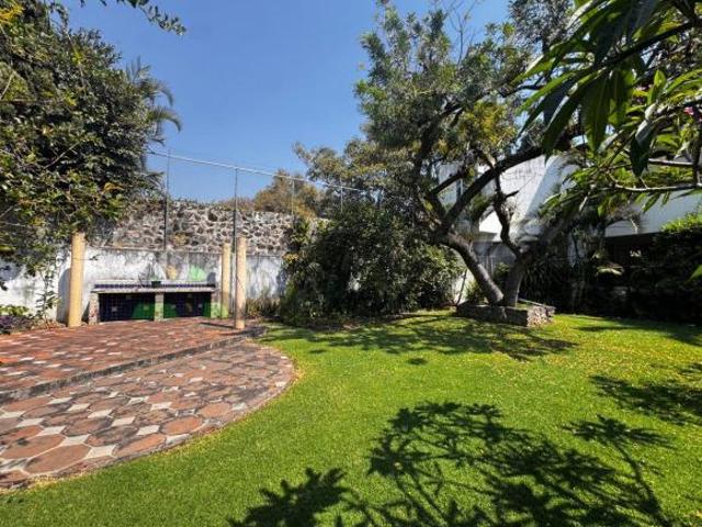 Casa en Condominio con Alberca Común en Renta