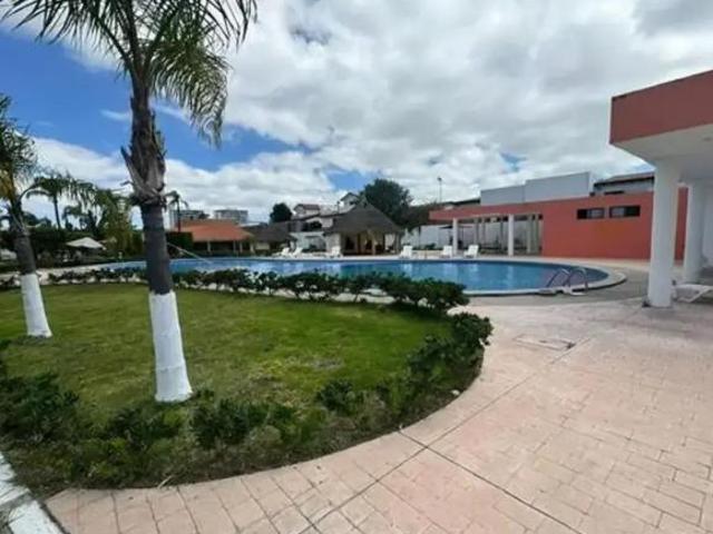Casa en Condominio con Alberca y Áreas Recreativas en Villas Palmira, Querétaro
