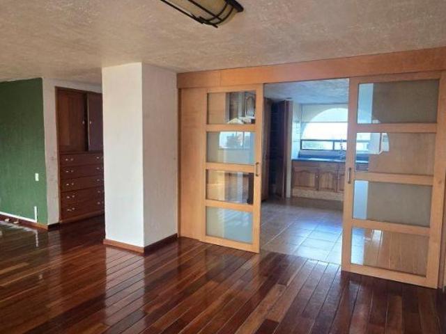 Casa en condominio, con 3 ó 4 recámaras, en venta, Av. Jesús del Monte, Huixquilucan, Edo. de México