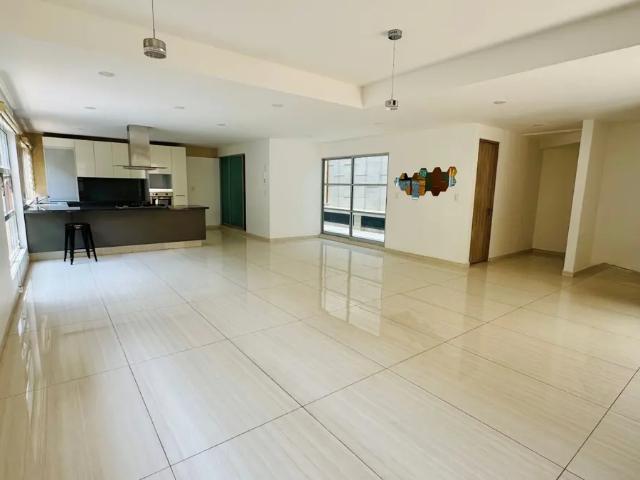 Casa en Condominio con 4 Recámaras a Unos Pasos de Insurgentes Su