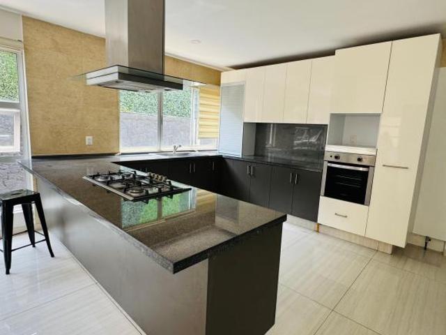 Casa en condominio con 4 recámaras a unos pasos de Insurgentes Sur