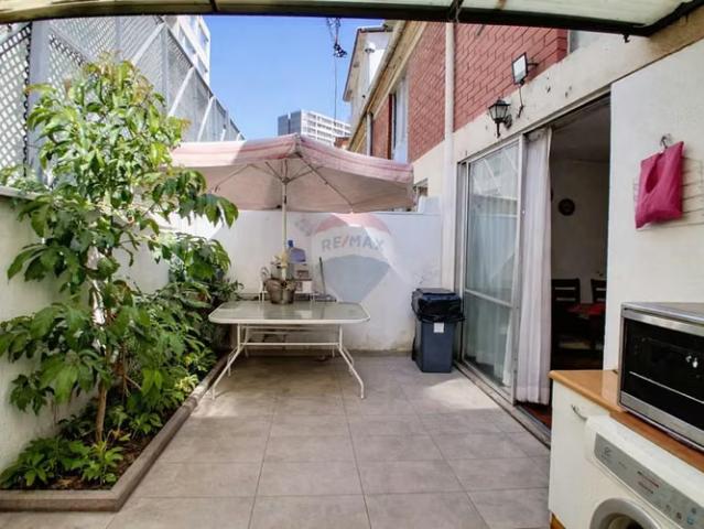 Casa en condominio cerrado a pasos del metro | 4 dormitorios por 4650.00 en Ñuñoa