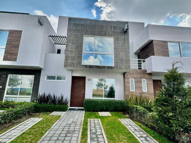 Casa en condominio ARONA ZINACANTEPEC