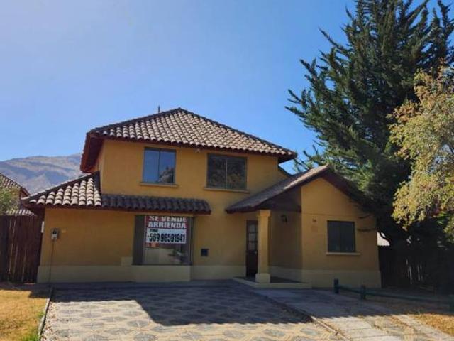Casa en condominio Av Ignacio Carrera Pinto