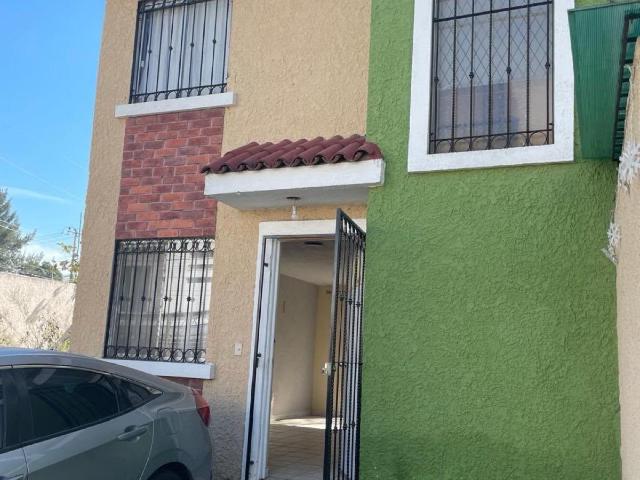 Casa en condominio Girasoles Elite
