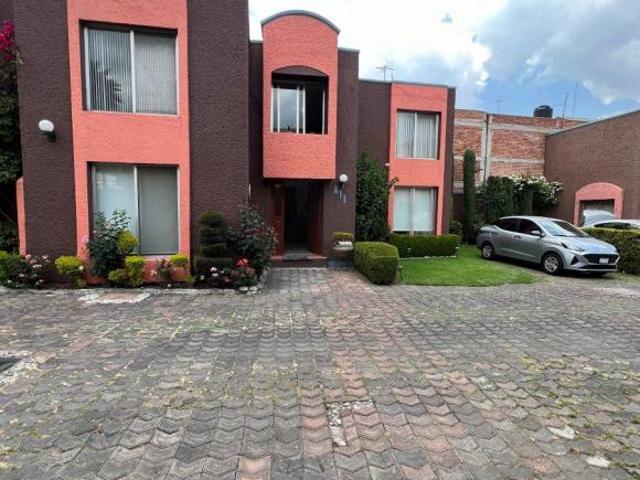 CASA EN CONDOMINIO DE 3 RECAMARAS, 134M2 TERRENO, 196M2 CONSTRUCCION