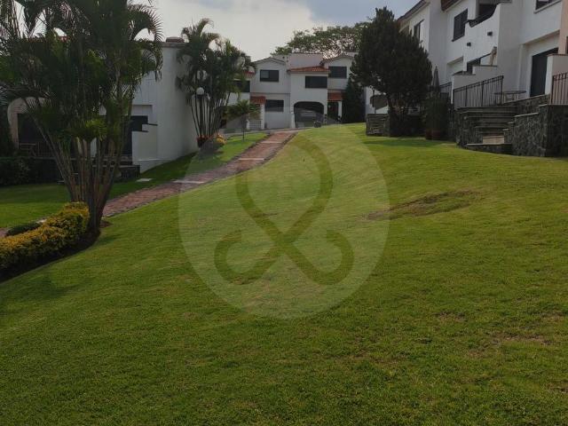 Casa en Condominio de 3 recamaras con doble filtro de seguridad