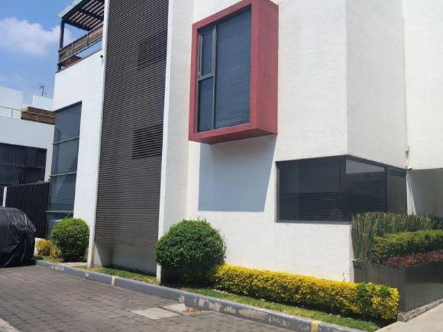 Casa en condominio de 196 m² con 3 habitaciones en venta en Iztapalapa