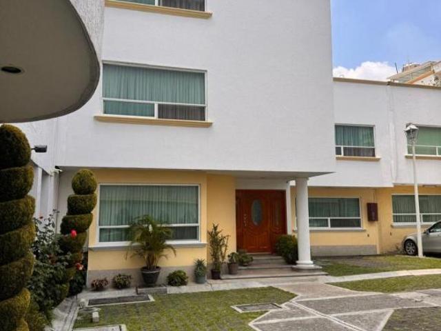 Casa en condominio de 214m² de construccion con 3 recámaras en venta en Ex Hacienda Granjas Coapa