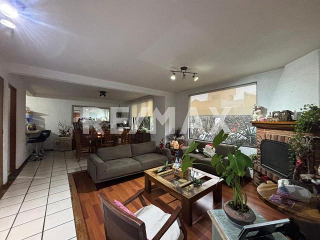 CASA EN CONDOMINIO DE 2 CASAS