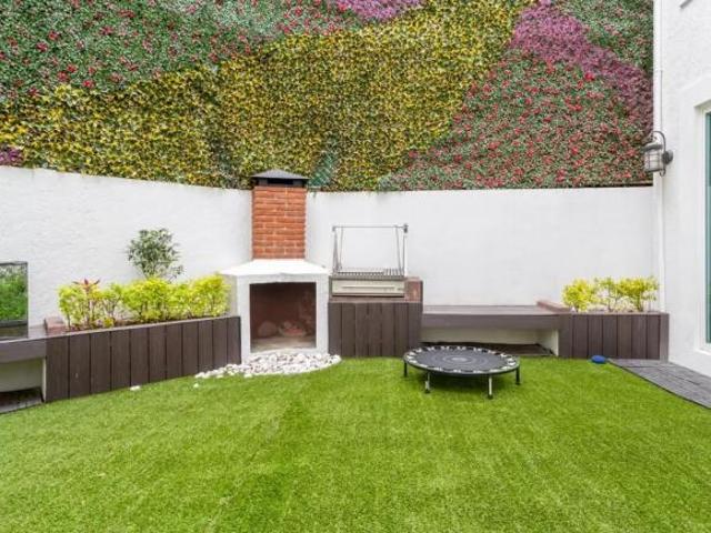 Casa en Condominio de 318m2 con Jardín | Terreno 115m2 | 4 Estacionamientos