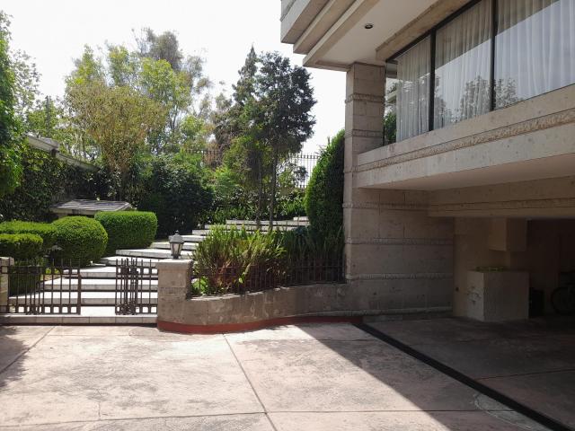 Casa en condominio de 4 casas en venta