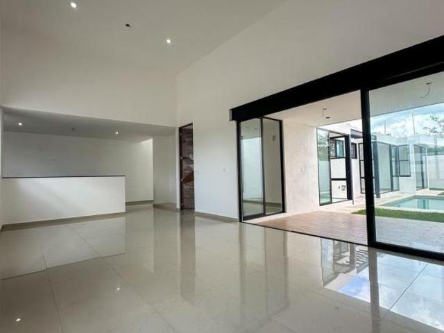 Casa en condominio en Conkal