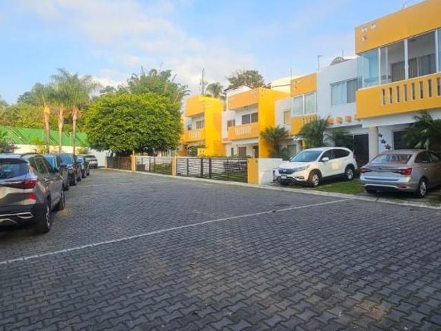 Casa en condominio en calzada de los reyes Cuernavaca