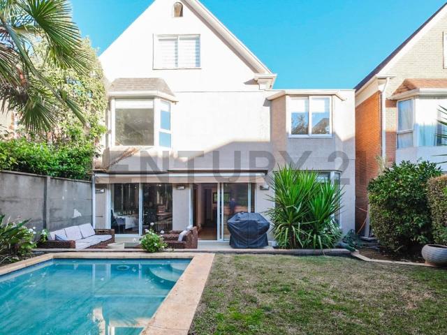 Casa en condominio en arriendo en la Dehesa