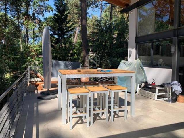 Casa en condominio en Avandaro con entorno boscoso