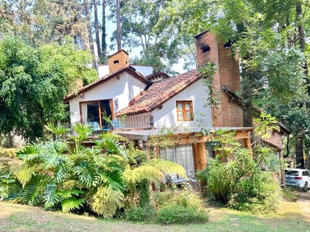 CASA EN CONDOMINIO EN AVÁNDARO MUY CENTRICA