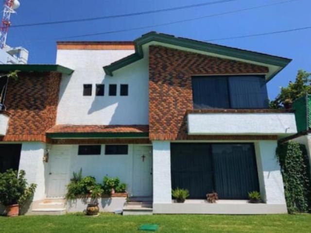Casa en Condominio en el Centro de Oaxtepeccon alberca ‍♀️ $2,500,000 ✨