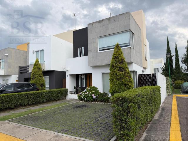 Casa en condominio en Foresta Residencial