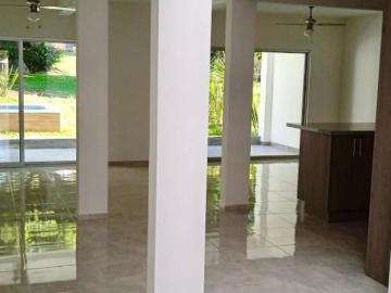 Casa en condominio en Fraccionamiento Burgos Bugambilias