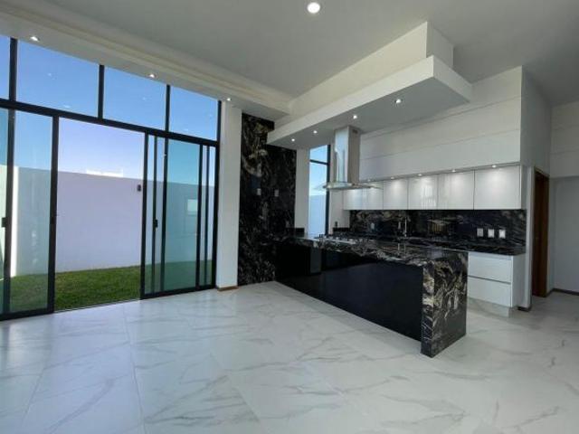 Casa en condominio en Fraccionamiento Valle Imperial