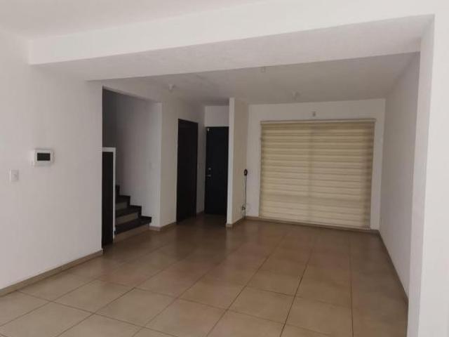 Casa en condominio en Fraccionamiento Villa Toscana