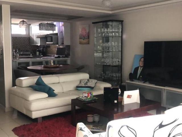 Casa en condominio en Héroes de Churubusco con estacionamiento
