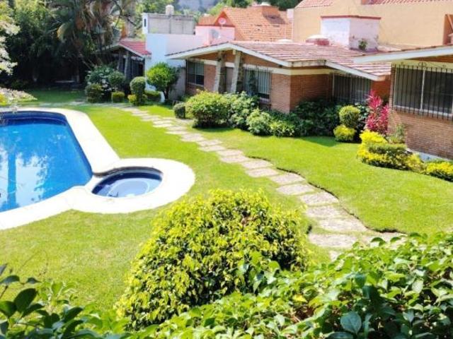Casa en Condominio en Lomas de Cuernavaca Temixco MAZ 2785 Cd