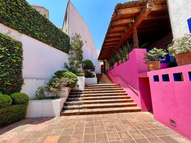 CASA EN CONDOMINIO EN LOMAS DEL OLIVO