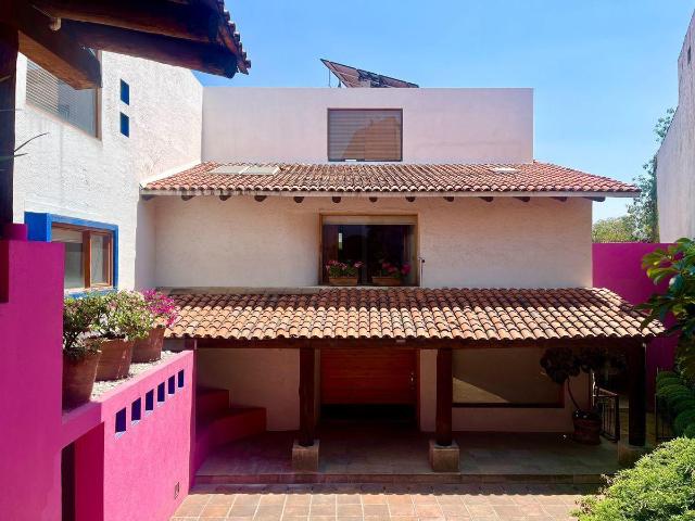 CASA EN CONDOMINIO EN LOMAS DEL OLIVO