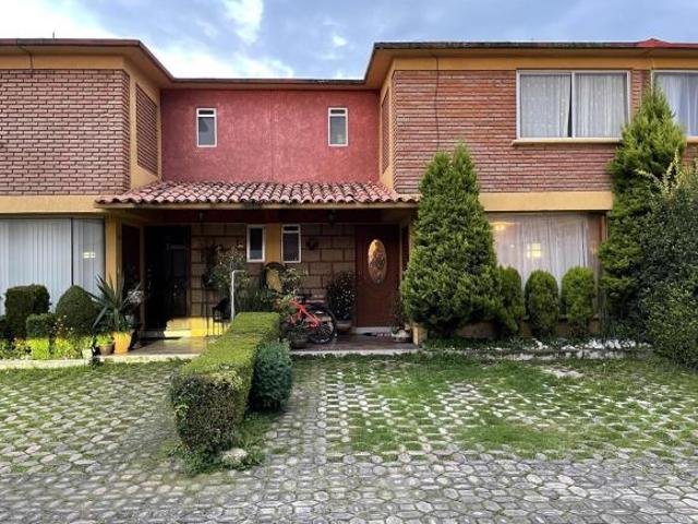 Casa en condominio en SAN FELIPE TLAMIMILOLPAN FRACCIONAMIENTO HACIENDA VISTA HERMOSA TOLUCA