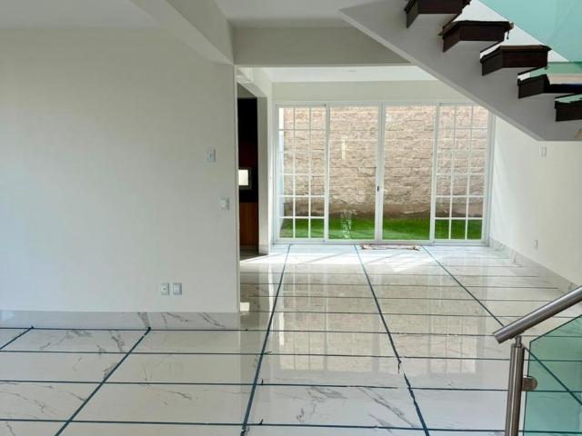 Casa en Venta en Condominio en Metepec