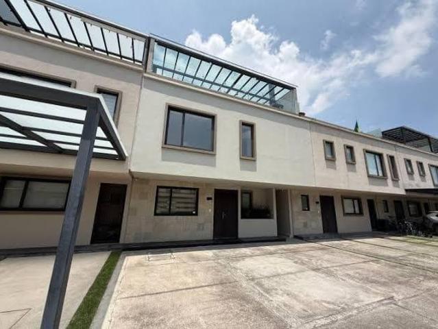 Casa en condominio en Santa Mar?a