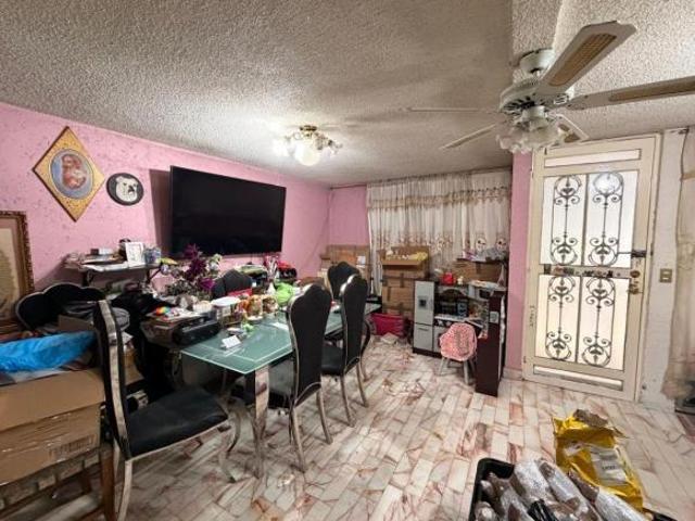 Casa en Condominio en Siracusa, col. Lomas Estrellas