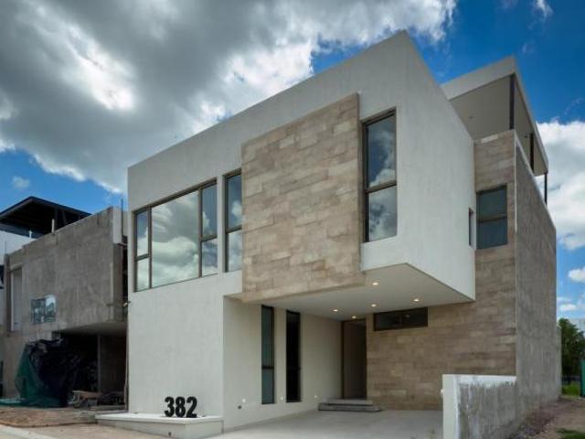 Casa en condominio en St Angelo Residencial