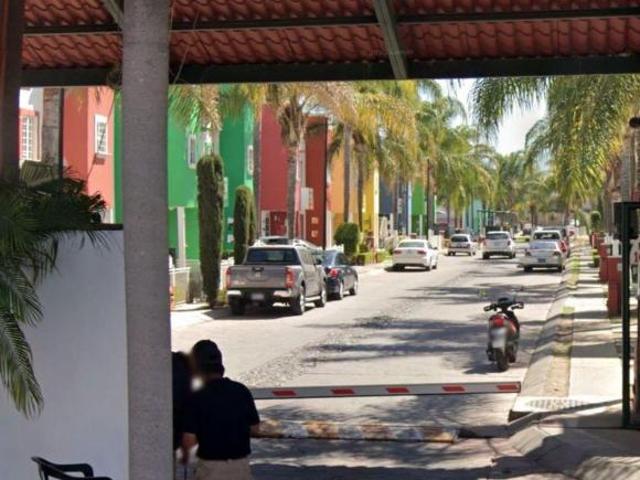 CASA EN CONDOMINIO EN REMATE HIPOTECARIO SAN JUAN DEL RIO