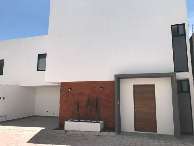 Casa en condominio en renta Col. Manantiales, Zona Sin Asignaciónde Nombre De Colonia, San Juan Cuautlancingo, Puebla, México