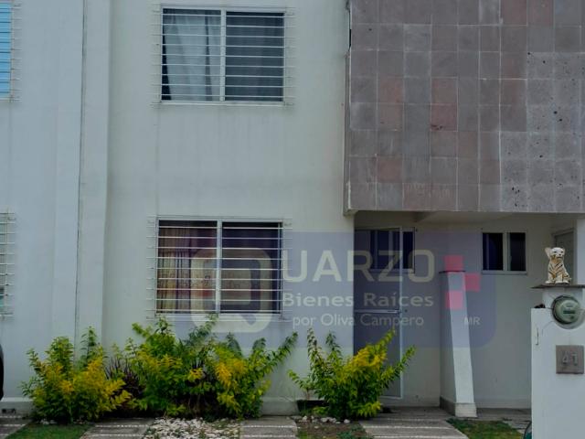 Casa en condominio en renta Condominio Ginebra, Fraccionamiento Viñedos, San Pedro Martir, Querétaro, México