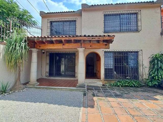 Casa en condominio en renta Calle Guadalupe Juárez Allende, Bosques De Cuernavaca, Cuernavaca, Morelos, 62340, Mex