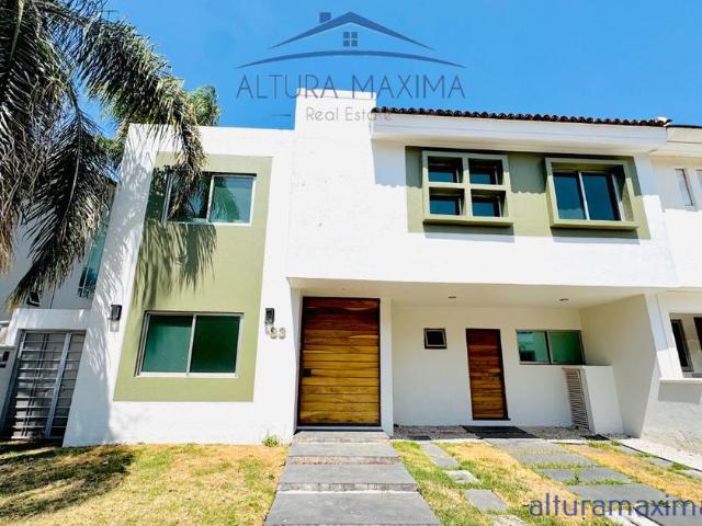 Casa en condominio en renta Calle Jardín De Los Laureles E 82 139, Jardín Real, Zapopan, Jalisco, 45136, Mex