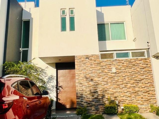 Casa en condominio en renta Calle Sendero De La Cañada, Senderos De Monte Verde, Tlajomulco De Zúñiga, Jalisco, 45646, Mex