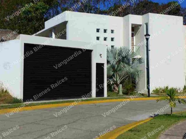 Casa en condominio en renta Calle Palma Real, Flamingos Residencial, Bucerías, Bahía De Banderas, Nayarit, 63732, Mex