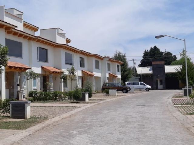Casa en condominio en renta Calle Paseo De Los Cedros 72 86, Amomolulco, Lerma, México, 52005, Mex