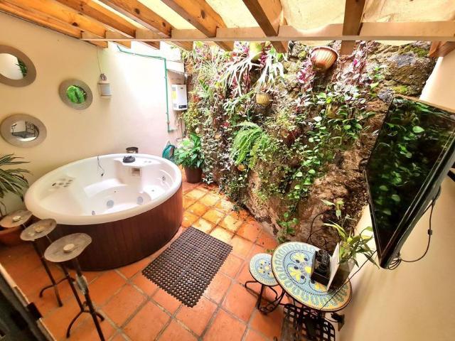 Casa en condominio en renta Calle Pericón, Miraval, Cuernavaca, Morelos, 62270, Mex