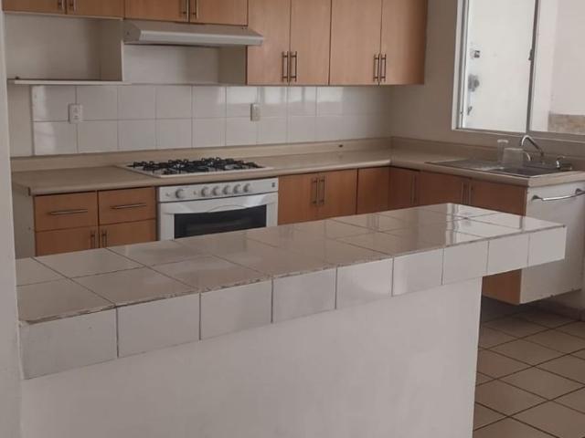 Casa en condominio en renta Camino Real, Corregidora, Querétaro