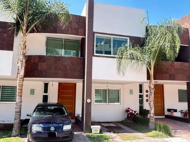 Casa en condominio en renta Camino Real A Huimilpan, Los Olvera, Querétaro, México